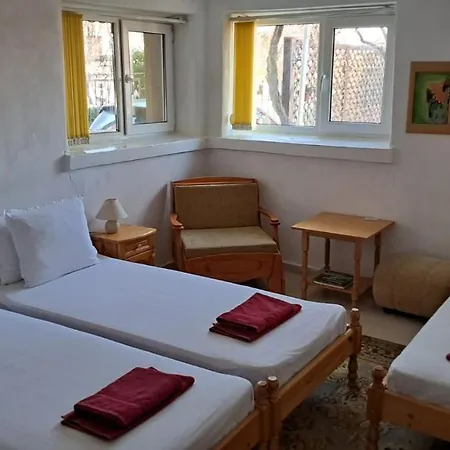 بيت ضيافة за гости 