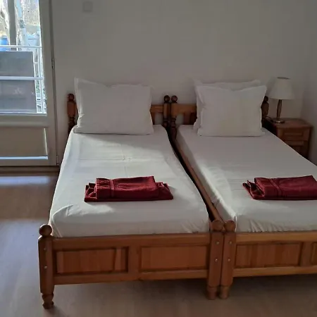 بيت ضيافة за гости 